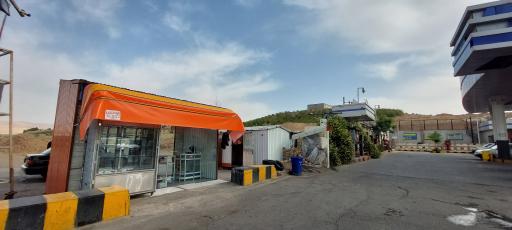 عکس پمپ بنزین توکل‌نژاد