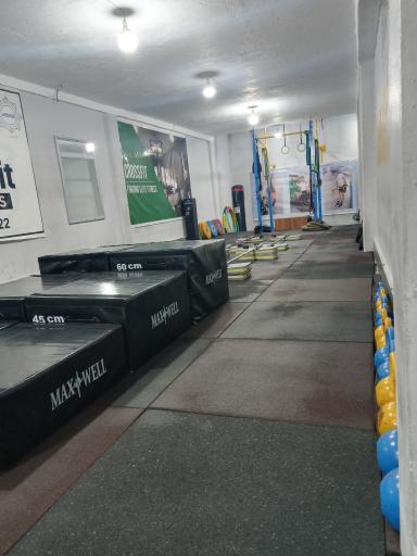 عکس باشگاه کراسفیت بینائیان 