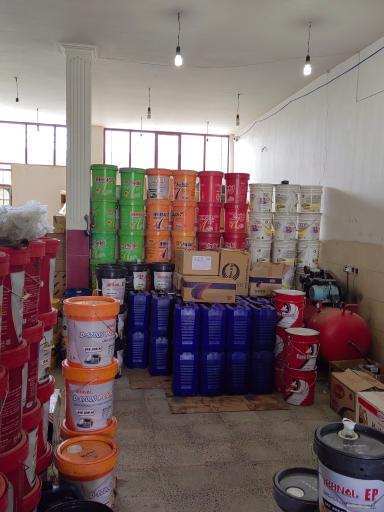 عکس فروشگاه و تعویض روغنی قائم 