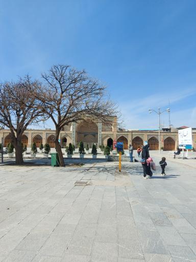 عکس حوض  و حیاط مسجد النبی