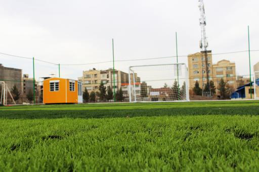 عکس زمین فوتبال چمن مصنوعی