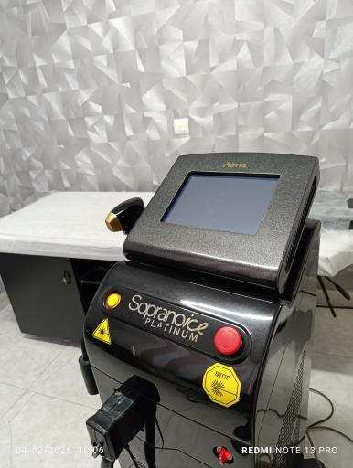 عکس مرکز پوست و لیزر سینوهه