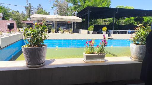 عکس مجموعه غذایی و تفریحی پرواز ۲ (193 سابق)