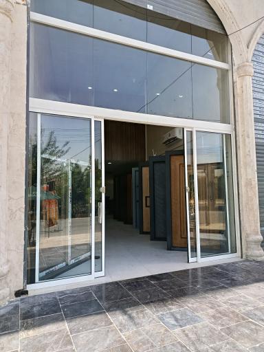 عکس درب گالری