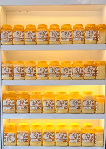 عکس لبنیات توس شیر 