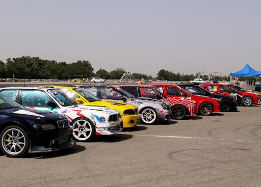 عکس پیست اتومبیل رانی آزادی