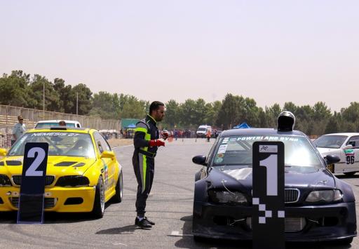 عکس پیست اتومبیل رانی آزادی