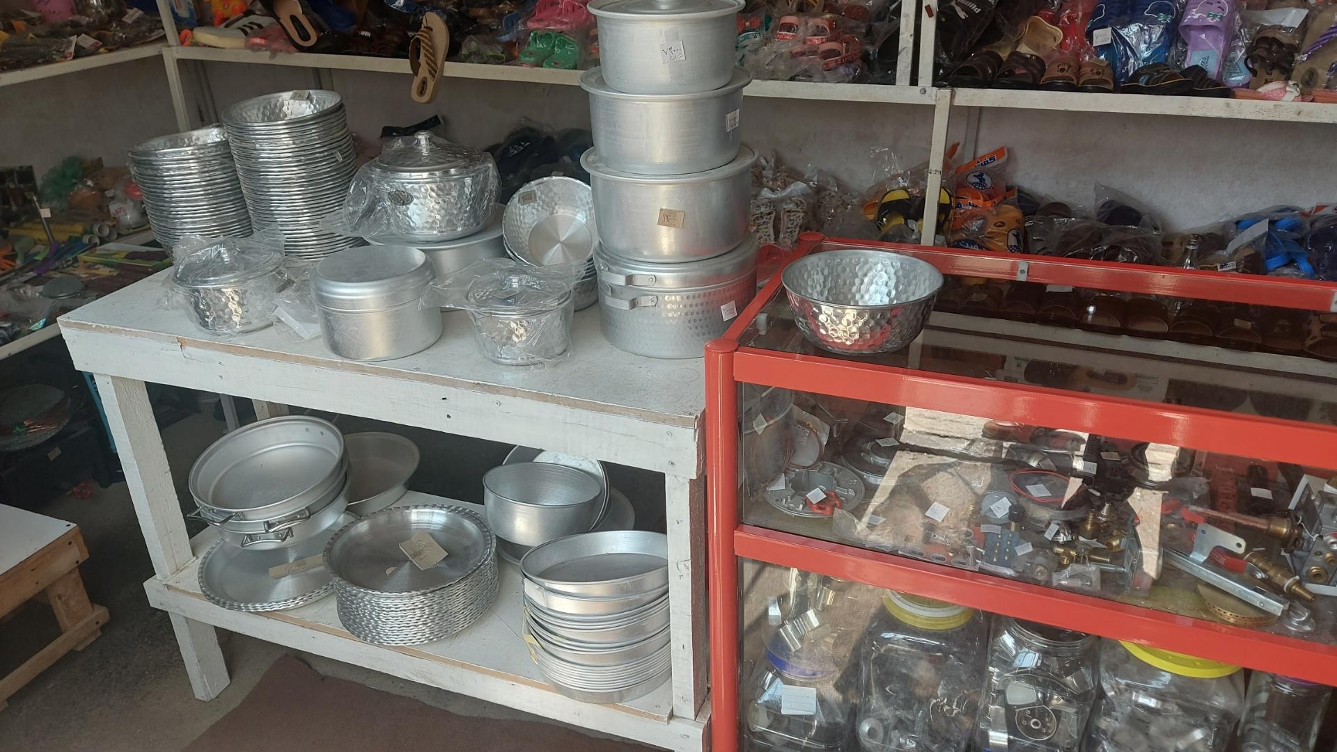 عکس فروشگاه ظروف رویی