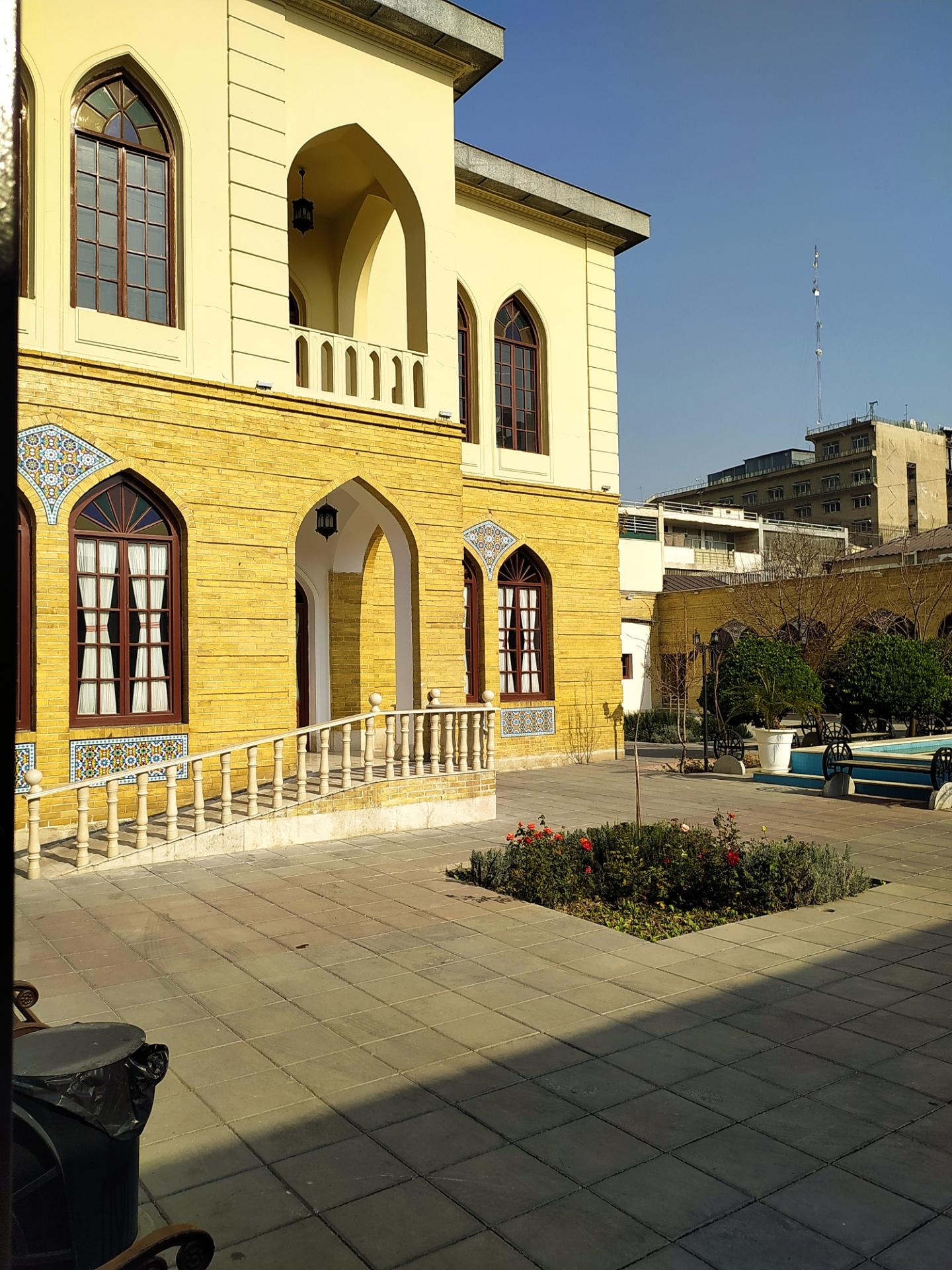 عکس خانه خسرو افشار - ستاد سمن های شهر تهران