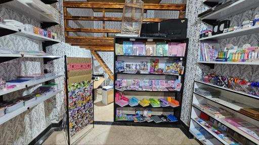 عکس نوشت افزار هیلو