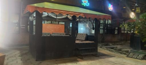 عکس رستوران باغبان