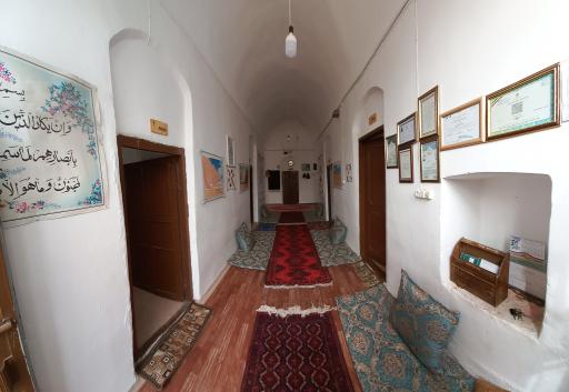 عکس اقامتگاه بومگردی شمیرون