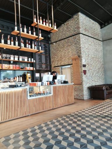 عکس کافه لمیز شعبه رویان