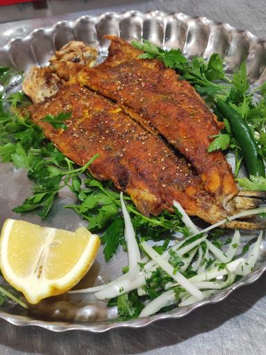 عکس رستوران خان نشین