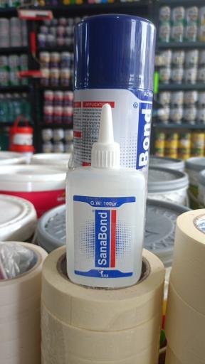 عکس فروشگاه مرکزی رنگ و چسب کاشانی