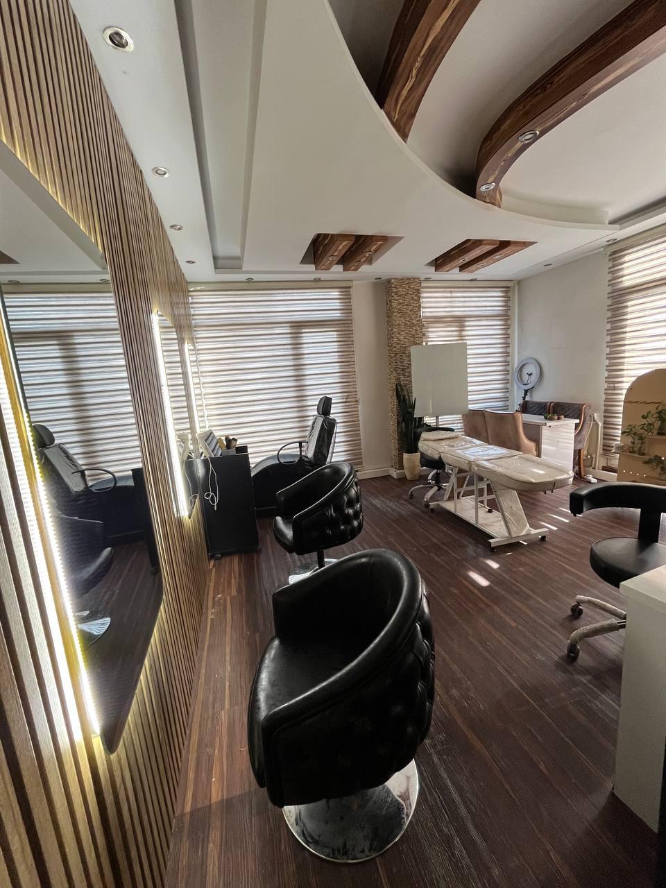 عکس آموزشگاه زیبایی و ماساژ رافا 