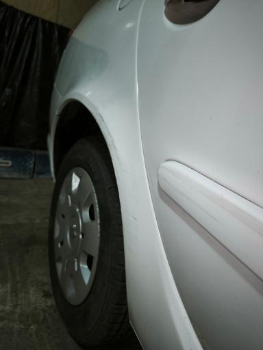 عکس نمایندگی ایران‌خودرو ۱۰۵۵