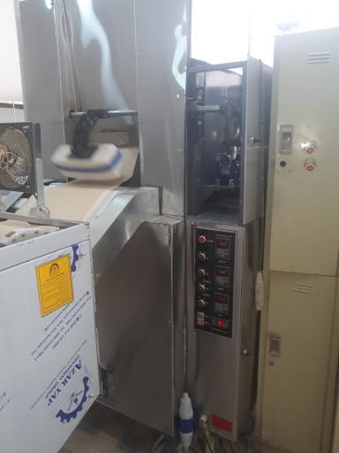 عکس نانوایی لواشی