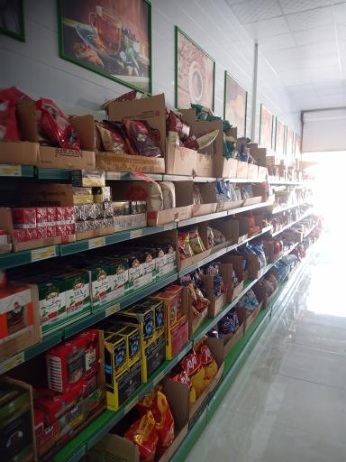 عکس فروشگاه افق کوروش