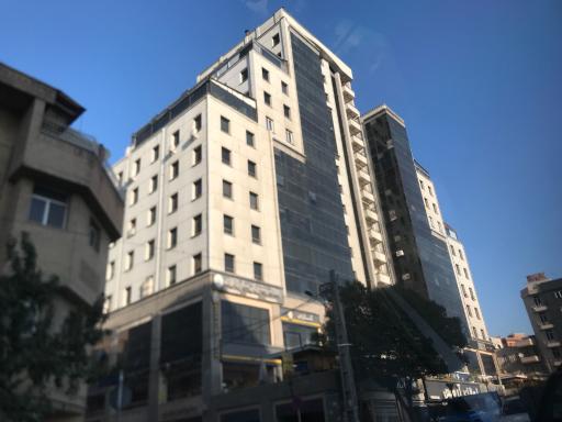 عکس مجتمع تجاری اداری الوند