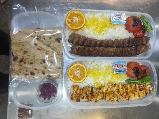 عکس کبابسرای شریفات