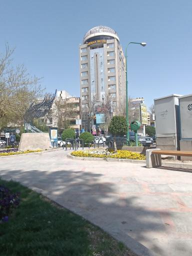 عکس هتل آسمان