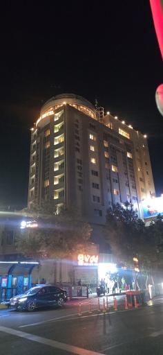 عکس هتل آسمان