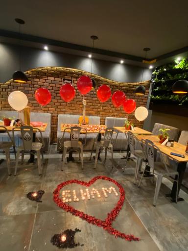 عکس کافه رستوران سالوینو