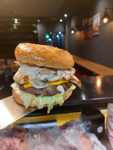 عکس کافه رستوران سالوینو