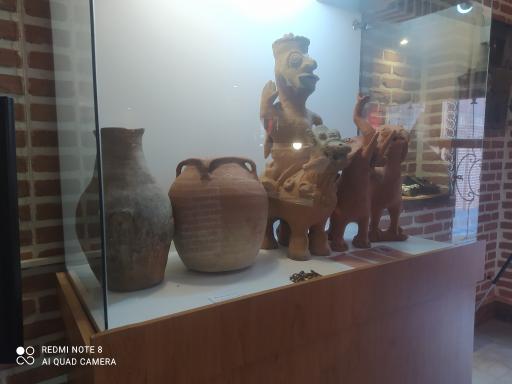 عکس موزه استاد حقیقی