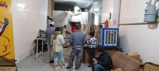 عکس نانوایی سنگک