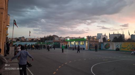 دبیرستان شاهد معرفت