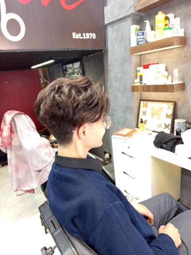 عکس آرایشگاه مردانه آزادی