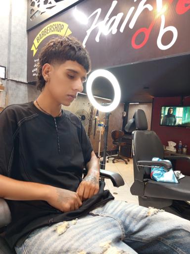عکس آرایشگاه مردانه آزادی
