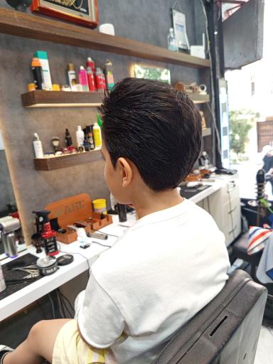 عکس آرایشگاه مردانه آزادی