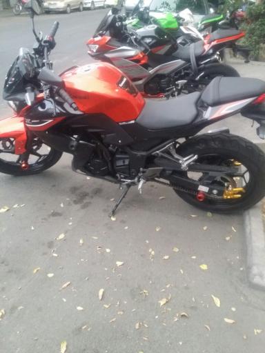 عکس تعمیرگاه موتورسیکلت مصطفی 