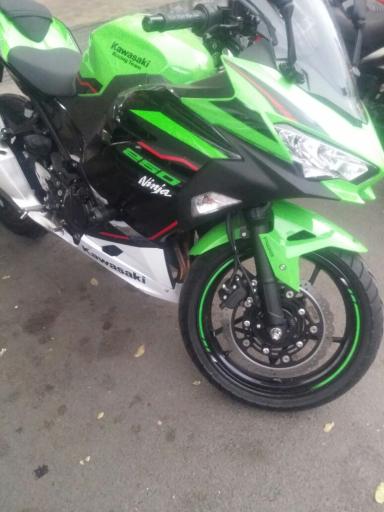 عکس تعمیرگاه موتورسیکلت مصطفی 