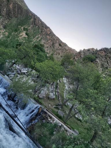 عکس چشمه سرداب رستم آباد