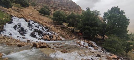 عکس چشمه سرداب رستم آباد
