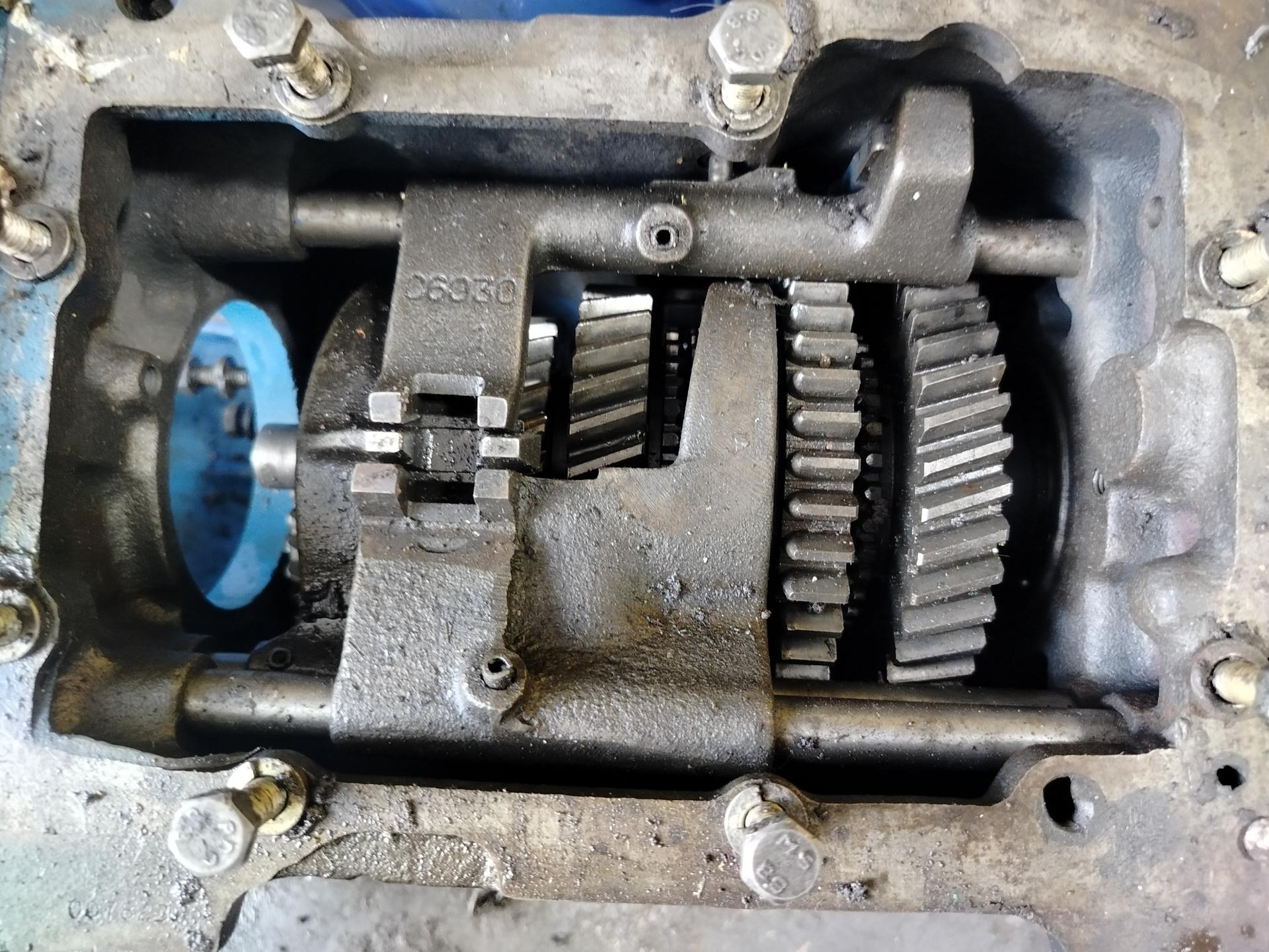 عکس گیربکس سازی براتخواه 