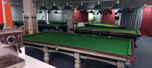 عکس باشگاه بیلیارد ارم