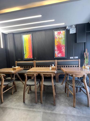 عکس کافه صبحانه راجا