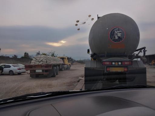 عکس مصالح ساختمانی و فرآورده های بتنی اقبالی آمل 