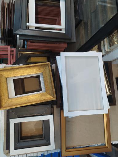 عکس قاب سازی و نگارستان حریمی