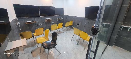 عکس باشگاه بیلیارد ارم
