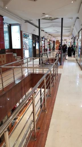 عکس مرکز خرید طوبی