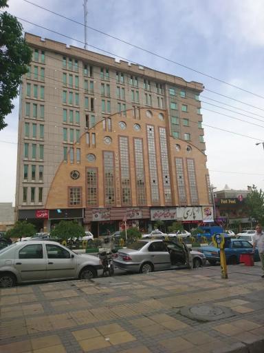 عکس مرکز خرید طوبی