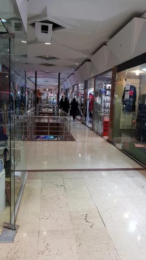 عکس مرکز خرید طوبی