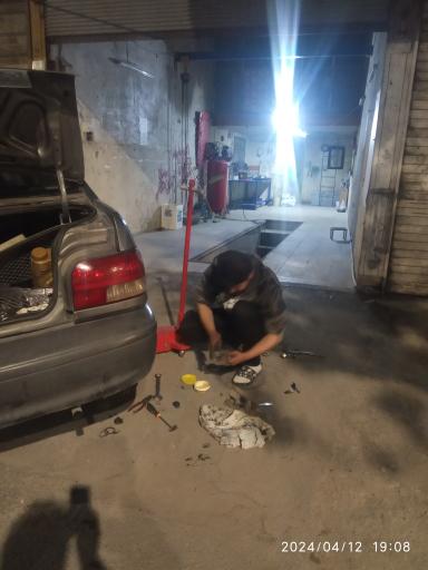 عکس تعمیرگاه تخصصی مهدی