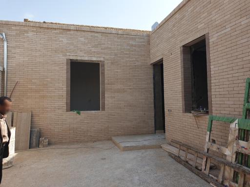 عکس کارگاه تولیدی آجر و بلوک پازلی حدادیان